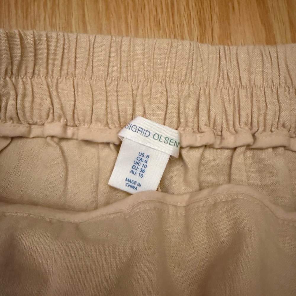 Sigrid Olsen Women's Cream Tan Belted Shorts Size 6 - Picture 3 of 5